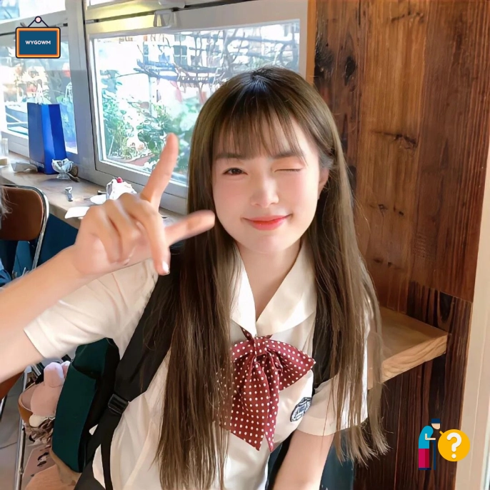 黄静女士